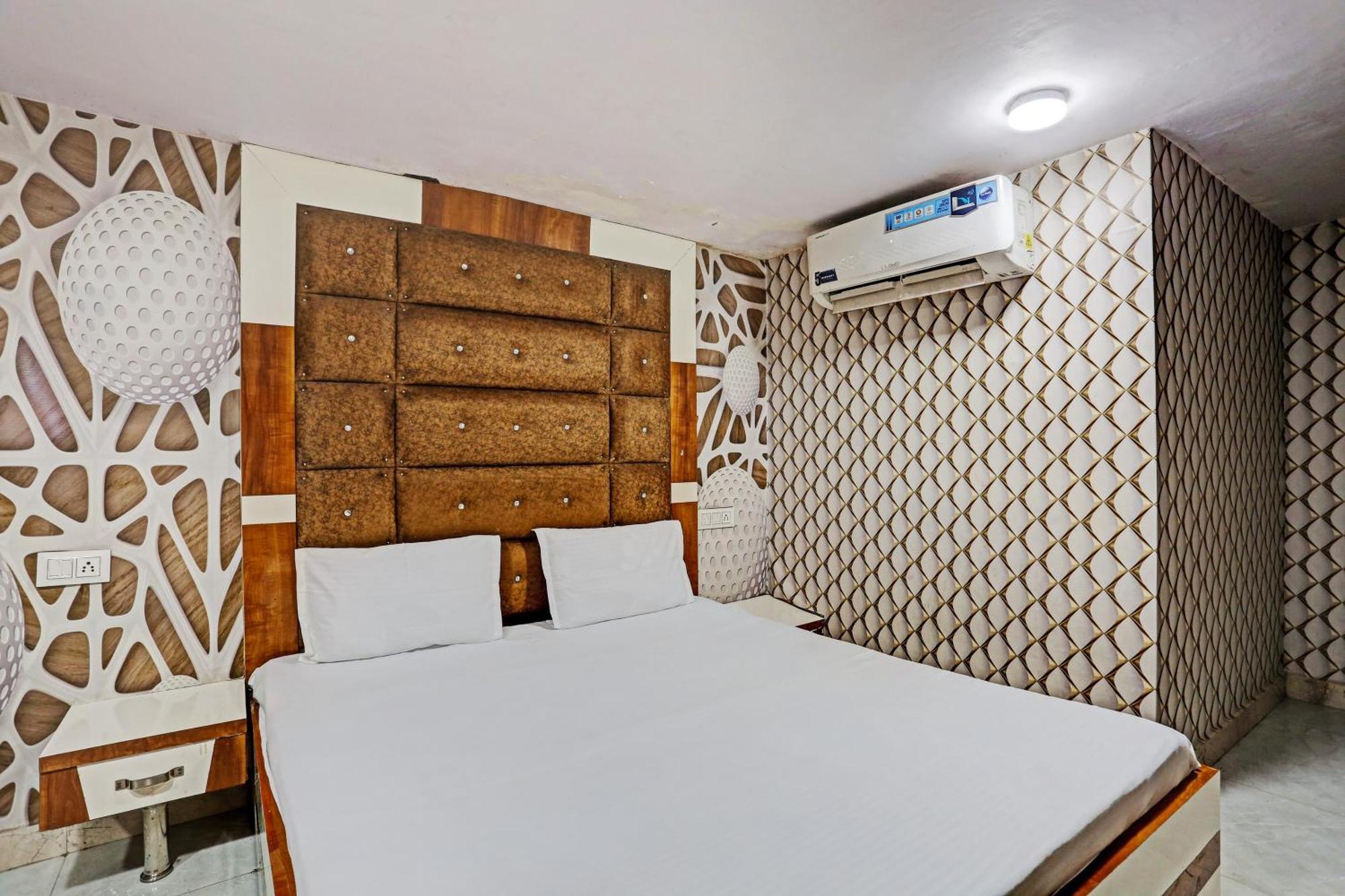 Hotel O Saffron Night Stay Amritsar Bagian luar foto